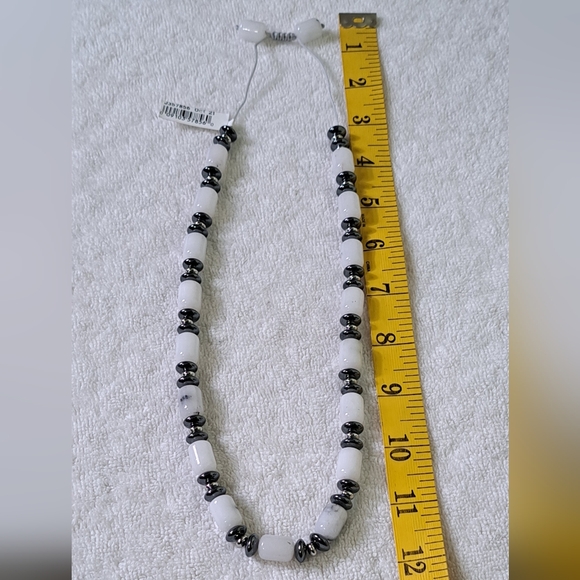 Lola Rose Malani Beaded Adjustable Necklace NWT - Picture 10 of 10